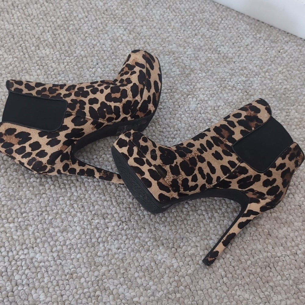 Gianni Bini ankle boots - Picture 4 of 8